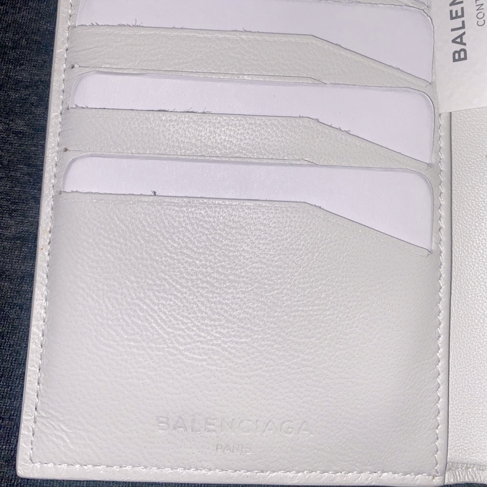 New Balenciaga White 158 Wallet Unisex - Picture 4 of 5